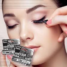 Fiber–Volume маскара за долги, густи и совршено дефинирани трепки со  минимален напор. 💫