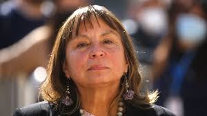 Ex ministra Vega declarará como imputada ante la PDI: Abren causa penal por  llamada de su asesora a Héctor Llaitul