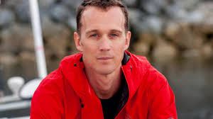 Colin O'Brady Becomes the First Person to Cross Antarctica Unaided and  Unsupported