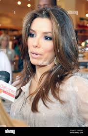 Actress/author Eva Longoria arrives to sign her cookbook ' Eva's Kitchen:  Cooking With Love for Family and Friends.' at Williams