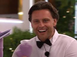 Love Island's Casey shocks fans with 'savage' talent as he 'rips Islanders  to shreds'