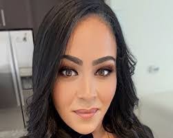 Yanira Williams's Instagram, Twitter & Facebook