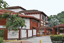 Sekolah indonesia di malaysia terdapat di kuala lumpur dan kota kinabalu dengan alamat sebagai berikut silakan hubungi nomor kontak pengaduan kbri kuala lumpur (03) 2116 4016 / 2116 4017, wa +6017 500 7047 atau melalui email di kualalumpur.kbri@kemlu.go.id. Iskl Puts Former School Land Up For Sale The Edge Markets