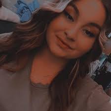 Sabrina Pinto's Instagram, Twitter & Facebook