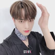 Pin By Yvette On K P O P Kpop Kpop Idol Clear Skin