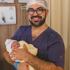 E pra celebrar esse momento TÃO especial nada melhor do que uma foto nova  de perfil, né? Obrigada @coradigital pelo registro especial e por  transmitir em forma de retrato essa alegria que