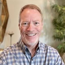 Suzy Mason's Instagram, Twitter & Facebook