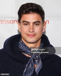 573 Paul Betts Photos & High Res Pictures