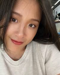 JADE HU (@jadeehuxx) • Instagram photos and videos