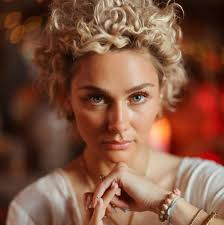 Clare Bowen