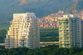 Eğer yapacağınız yorum bölümle ilgili değil ise yorum yapmadan önce lütfen aşağıdaki linke tıklayarak bildirimi okuyun. Babylon In Berlin Ffrb Cidade Invisivel