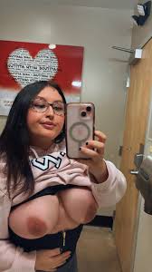 usweetmayaaz on Reddxxx | the NSFW Browser