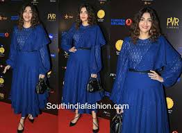 Latest Breaking News On Blue Dress Trenddekho Curly hair extensions are in fact, very real. latest breaking news on blue dress