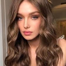 Nia Kelly's Instagram, Twitter & Facebook