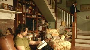 Gilmore Girls Fun Facts And Photos From The Town Of Stars Hollow Gilmore Girls Decor Gilmore Girls House Gilmore Girls
