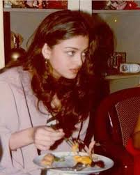 Makan Apa Actress Aishwarya Rai Aishwarya Rai Pictures Aishwarya Rai Photo Share fbshare twshare pinshare comments (2).