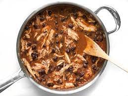 It's hearty and loaded with lots of yummy flavours! Southwest Chicken Skillet Budget Bytes