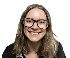 Veronica Manning's Instagram, Twitter & Facebook