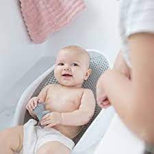 Angelcare bath support seat use to assist you while bathing your baby. Amazon Com Angelcare Baby Bath Support Grey Baby
