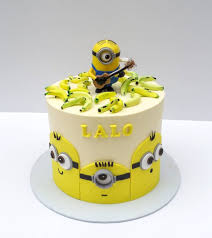 Surprise your kid with a minion cake on his birthday to witness a wide smile on his face. 15 Super Cool Minion Cake Ideas The Bestest Ever