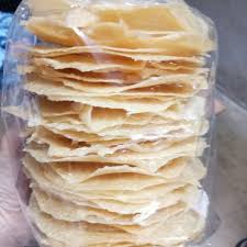 .keripik ubi,seperti ubi singkong,ubi rambat,ubi kentang,dan sebagainya.dengan bentuk dan desain yang praktis dan sederhana dan terbuat dari kayu jati akan sangat awet kita. Kerepek Ubi Kayu Original Terengganu Opak Shopee Malaysia