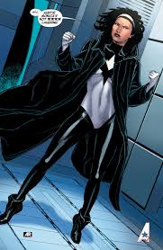 While captain marvel is sure to have more than we can count (just kidding, there will be plenty of easter egg roundups in your future), one especially delicious aspect of the movie is the presence of the first woman to hold the captain marvel mantle: Monica Rambeau Earth 616 Marvel Superheroes Captain Marvel Marvel Comic Character