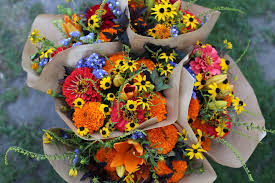 December, january and february are the winter months the weather is cold, usually it snows. Making Market Bouquets Floret Flowers