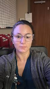 Feminine makeup and style tips for weight loss journey