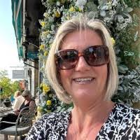 40+ "Lisa Rothwell" profiles