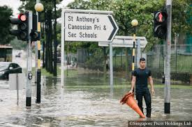 Therefore, singapore relies on four water sources, called the four taps: 30 Firefighters Help Clear Vehicles And Direct Traffic In Flash Flood Along Upper Changi Road Torque