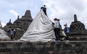 Dampaknya, perkembangan pariwisata di daerah menjadi kurang optimal. Tes Antigen Wisatawan Di Borobudur Dapati Dua Orang Positif Covid 19