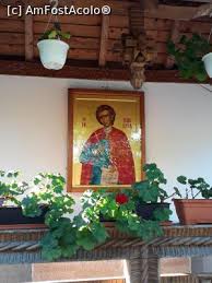 Ea se cuprinde însă în bucuriile şi trăirile credincioşilor care cu inimă înfrântă şi smerită se închină la racla cu părticelele din moaştele sf. ManÄƒstirea Sf Ioan Rusul Din Slobozia De Giurgiu Impresii O Zi In Giurgiu Si Sau Imprejurimi Giurgiu Amfostacolo