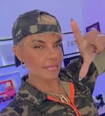 Junior Ello 10 24 1998 (@juniorello0) is LIVE