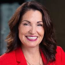 Erin McGinley (@GinleyErin)