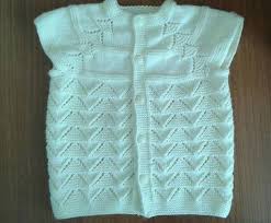 Hem Kiz Cocuklarimiza Hemde Erkek Cocuklarimiza Yapabilecegimiz Bir Model Yakadan Baslama Yelek Yapimi 1 Yas Alintidir Baby Knitting Patterns Yelek Kizlar