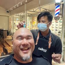 Is the barber shop still open in Lumby?