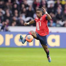 Pin By Le Five Lille Lesquin On Losc Lille Football Olympics