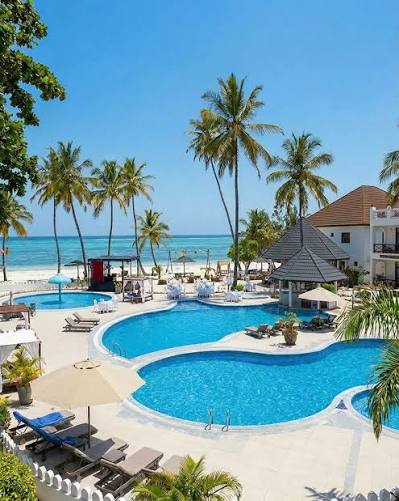 Exclusive Resort Deals | Luxury Beach Resort Offers