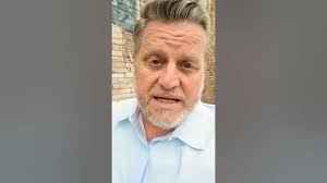 88.3 The Journey helps Jennifer during her divorce!