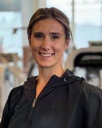 Kendra Davidson's Instagram, Twitter & Facebook