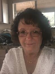 Aimee Chartier's Instagram, Twitter & Facebook