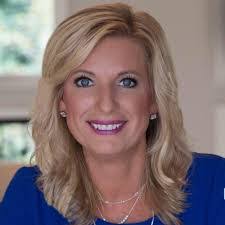 Michelle Hupp's Instagram, Twitter & Facebook