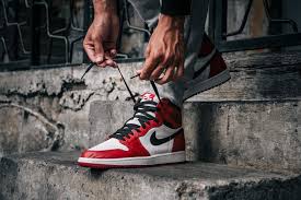 Air Jordan 1 Chicago On Foot 2 Sneakers Men Fashion Air Jordans Womens Basketball Shoes