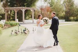 Beautiful Stylish Arlington Estate Wedding Photography By Avangard Photography In 2020 Wedding Photography Toronto Estate Wedding Toronto Wedding Photographer