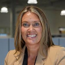 Kelly Buehler's Instagram, Twitter & Facebook