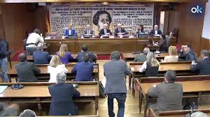 OKDIARIO (@okdiario_oficial) - 📹 Jésica planta a la comisión de investigación del Senado por su «estado de salud» #Jésica #Ábalos #PSOE #Política #España #Corrupción #Noticias #Juzgado