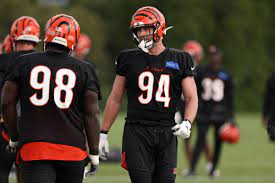 Bengals punt/snap combo at it for 13 seasons. M7my7uqnlanlem