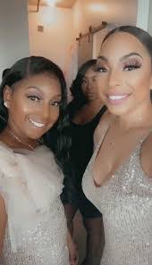 Natasha Goff's Instagram, Twitter & Facebook