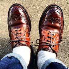 坂井駿介 18 on instagram 天気良くて地面乾いてる 絶好のコードバン日和 2015 3 13 trickers cordovan shellcordovan horween w cordovan shoes dress shoes men shell cordovan shoes
