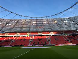 Alle infos zum verein fortuna düsseldorf ⬢ kader, termine, spielplan, historie ⬢ wettbewerbe: Fortuna Dusseldorf On Twitter Hallo Aus Einem Fast Leeren Stadion In Leverkusen F95 B04f95